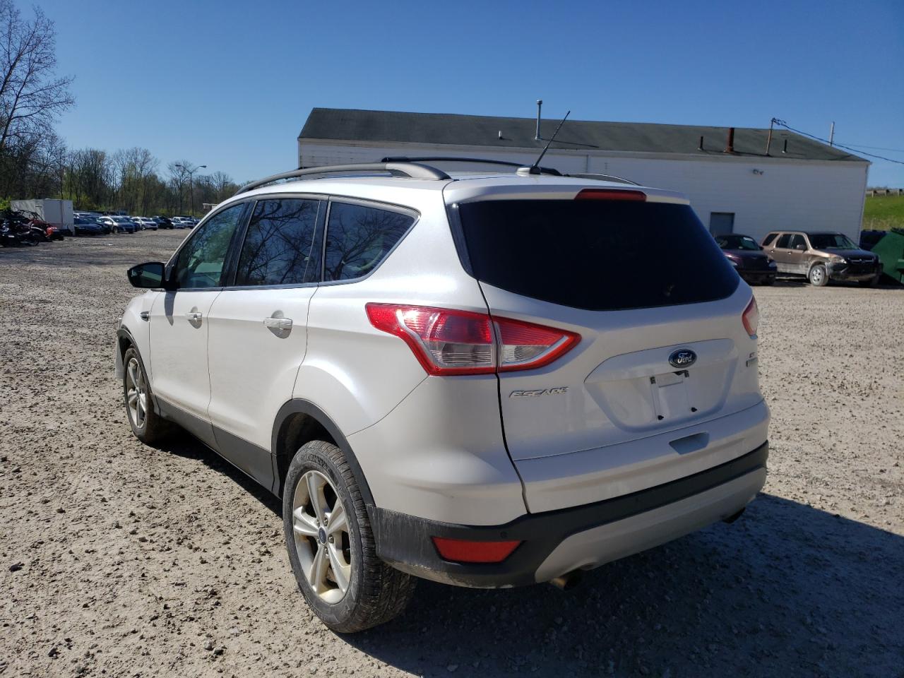 Photo 3 from auction – 2016 FORD ESCAPE SE with VIN 1FMCU0GX6GUC37689