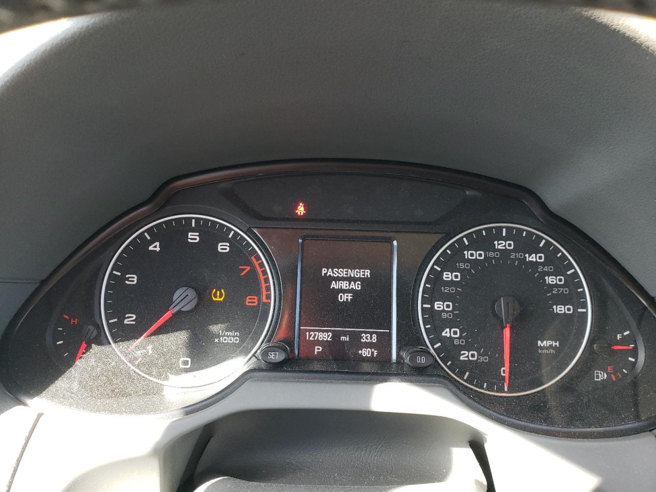 Photo 8 from auction – 2011 AUDI Q5 PREMIUM with VIN WA1DKAFP4BA008065