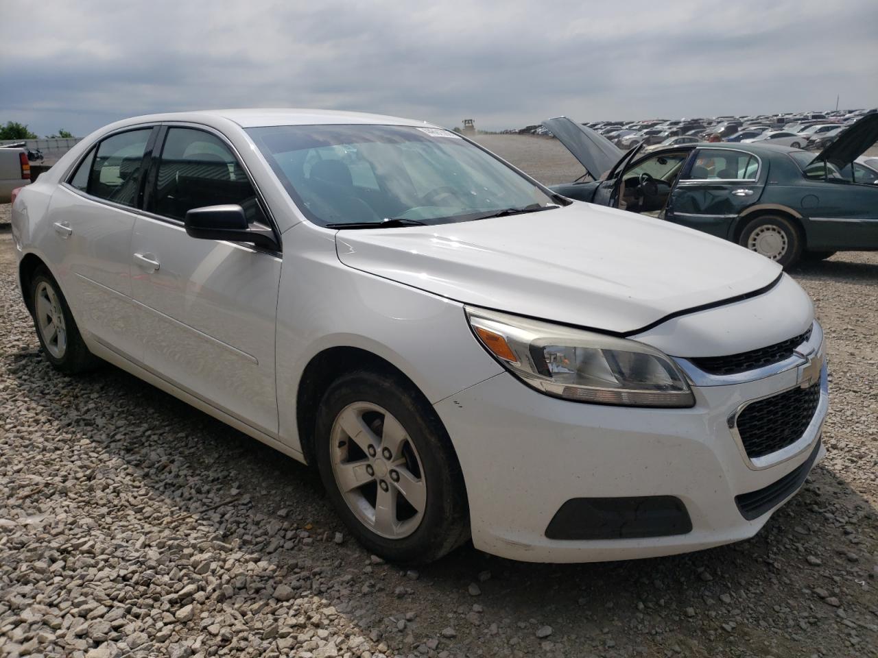 CHEVROLET MALIBU LS 2015 with VIN 1G11B5SL5FF104467 - Photo from auction