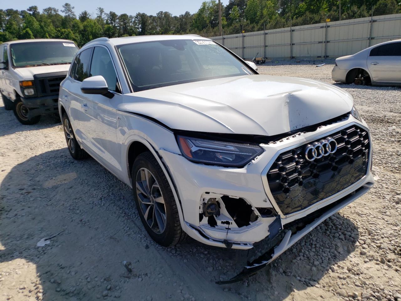 AUDI Q5 2022 with VIN WA1EAAFY7N2072809 - Photo from auction