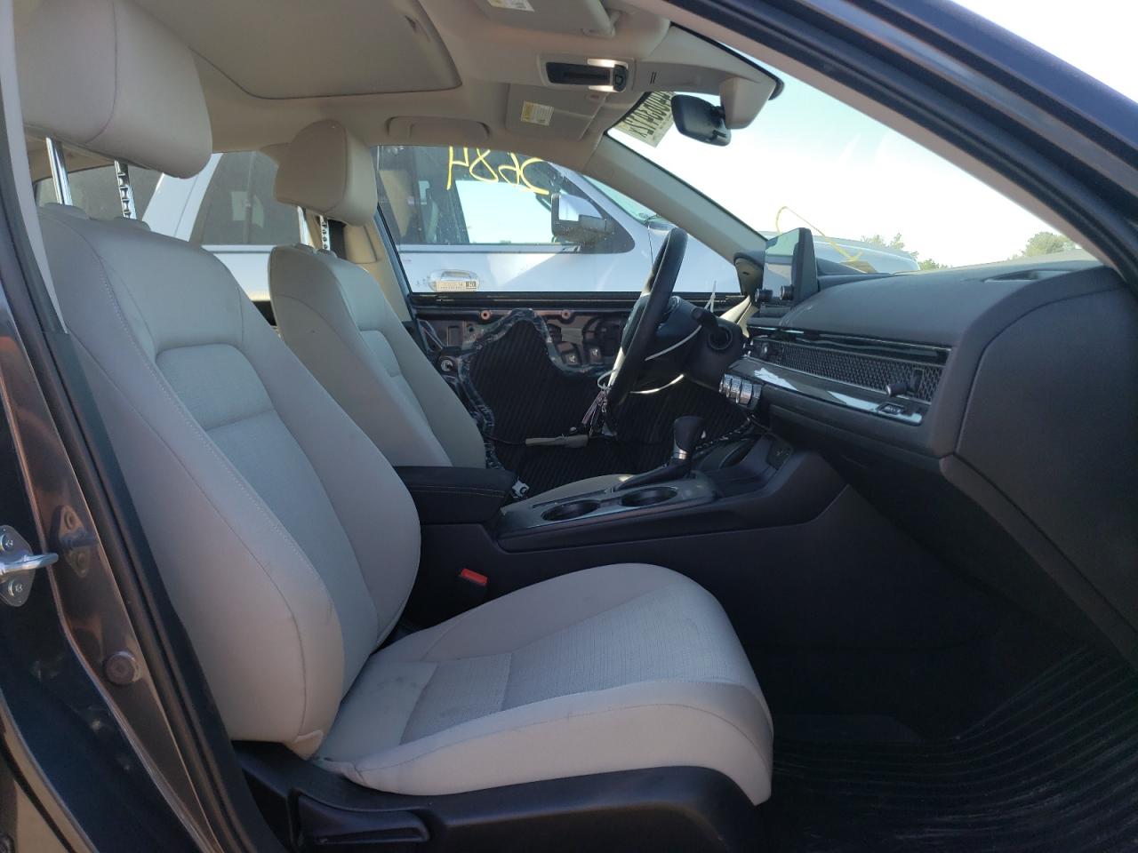 Photo 5 from auction – 2022 HONDA CIVIC EX with VIN JHMFE1F72NX007504