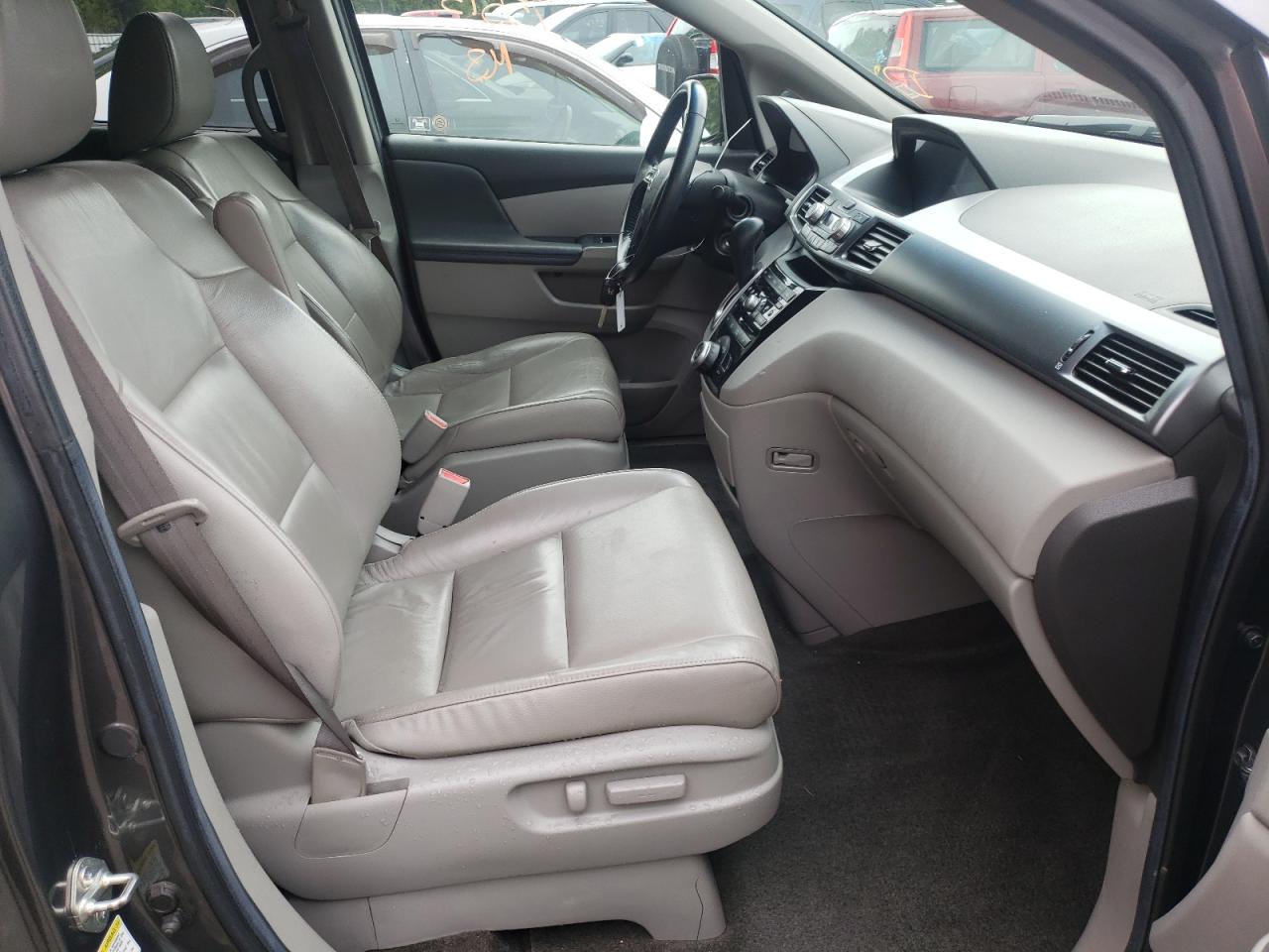 Photo 5 from auction – 2012 HONDA ODYSSEY EX with VIN 5FNRL5H66CB050671