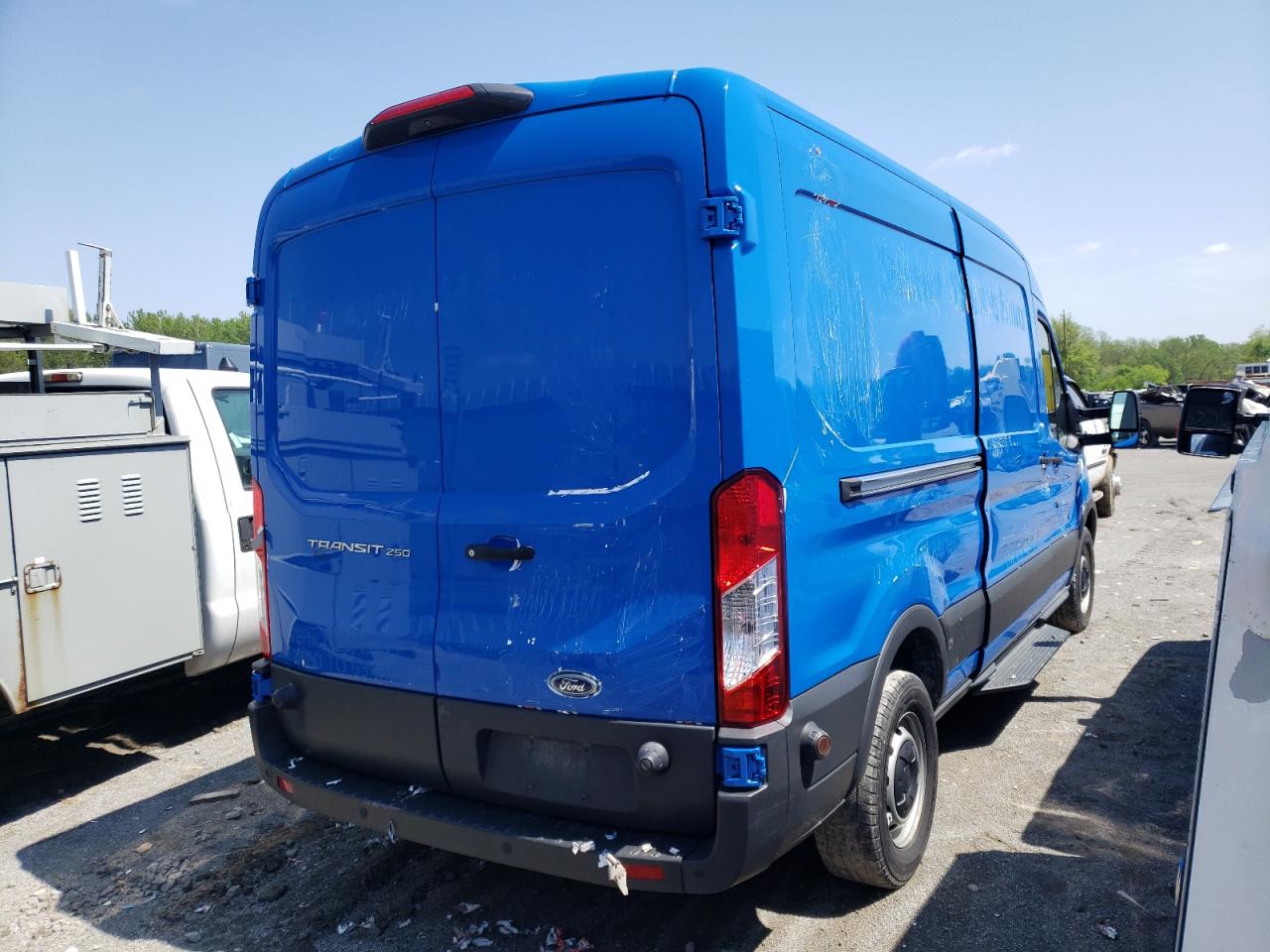 Photo 4 from auction – 2018 FORD TRANSIT T- with VIN 1FTYR2CMXJKA53622