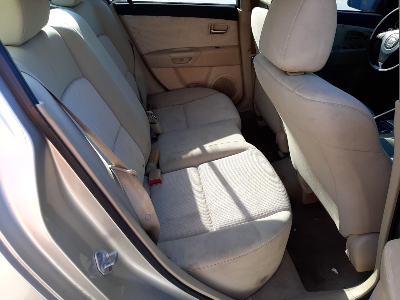 Photo 6 from auction – 2004 MAZDA 3 with VIN JM1BK12F341113533