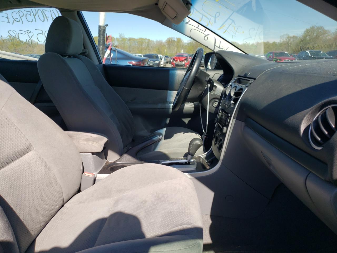 Photo 5 from auction – 2008 MAZDA 6 I with VIN 1YVHP80C985M28228
