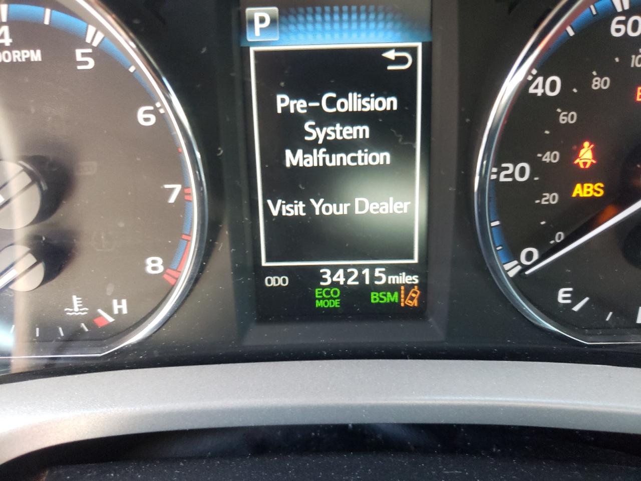 صورة رقم 8 من المزاد - 2017 TOYOTA RAV4 LIMIT مع VIN 2T3DFREV7HW690958