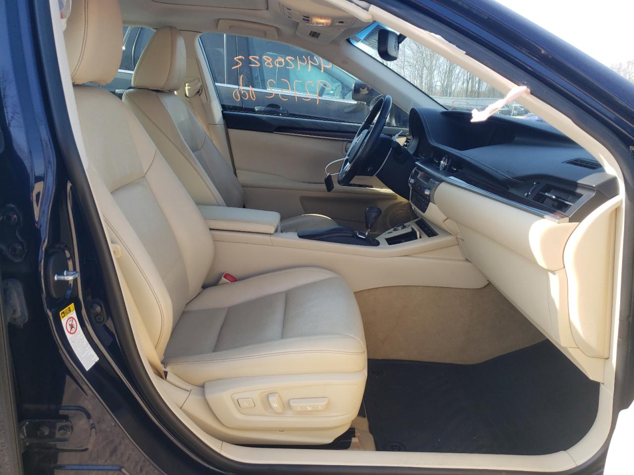 Photo 5 from auction – 2014 LEXUS ES 350 with VIN JTHBK1GG6E2090759