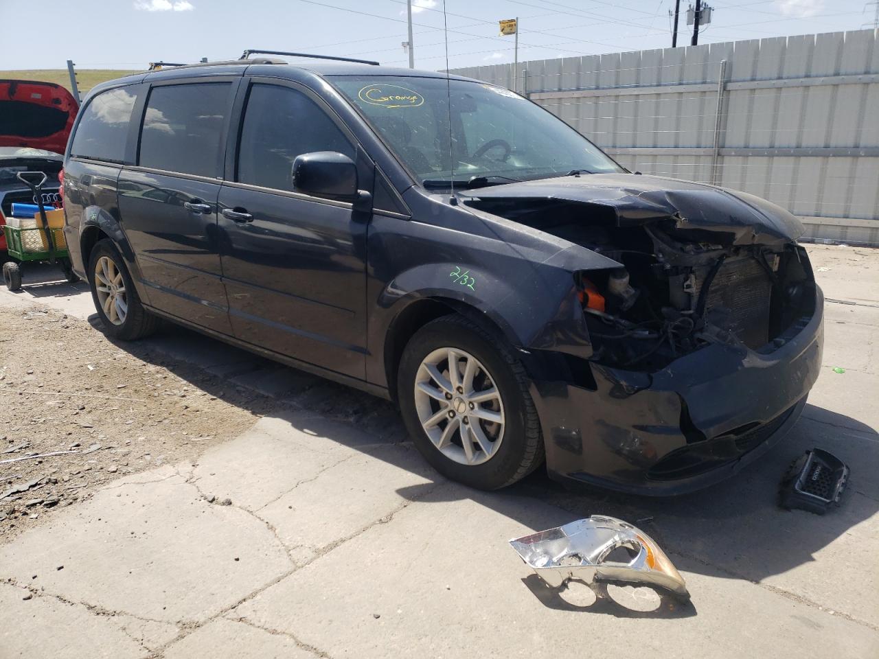 DODGE GRAND CARA 2013 with VIN 2C4RDGCG3DR739369 - Photo from auction