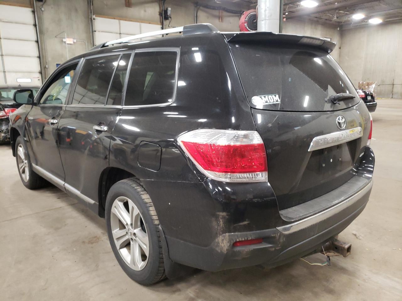 Photo 3 from auction – 2011 TOYOTA HIGHLANDER with VIN 5TDDK3EH2BS063371