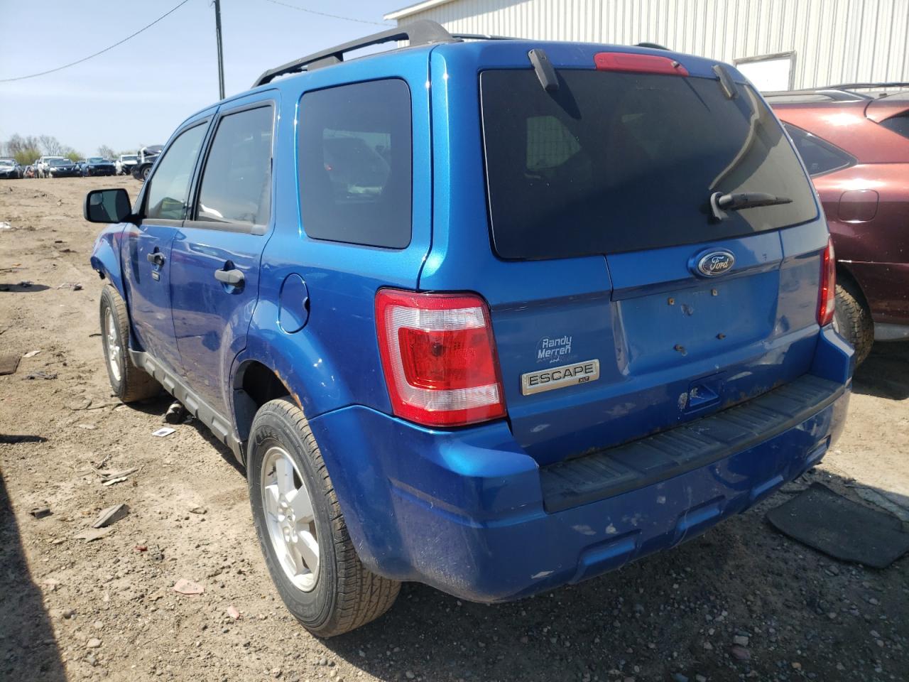 Photo 3 from auction – 2011 FORD ESCAPE XLT with VIN 1FMCU0D71BKA32581