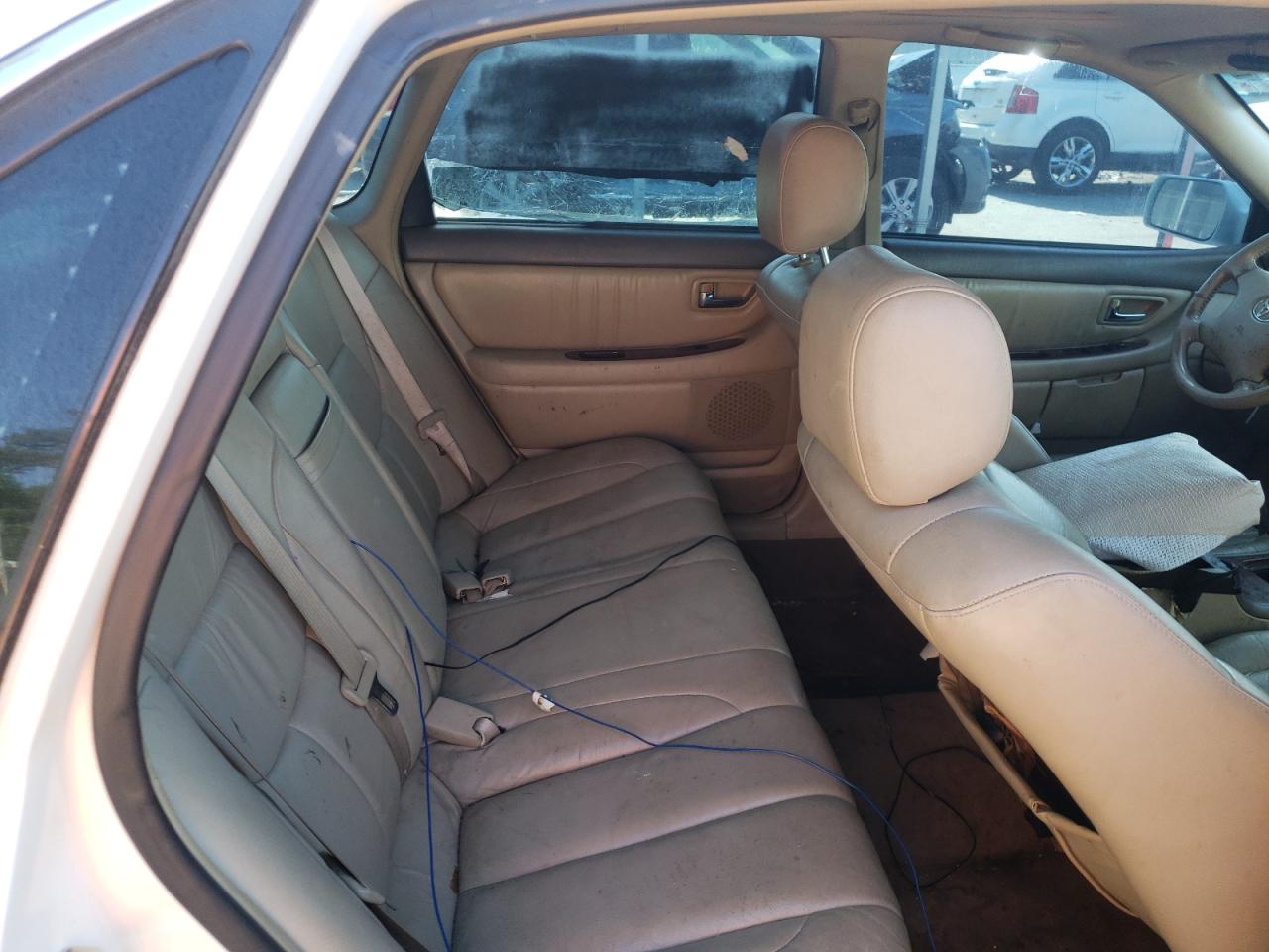 Photo 6 from auction – 2002 TOYOTA AVALON XL with VIN 4T1BF28B82U223046