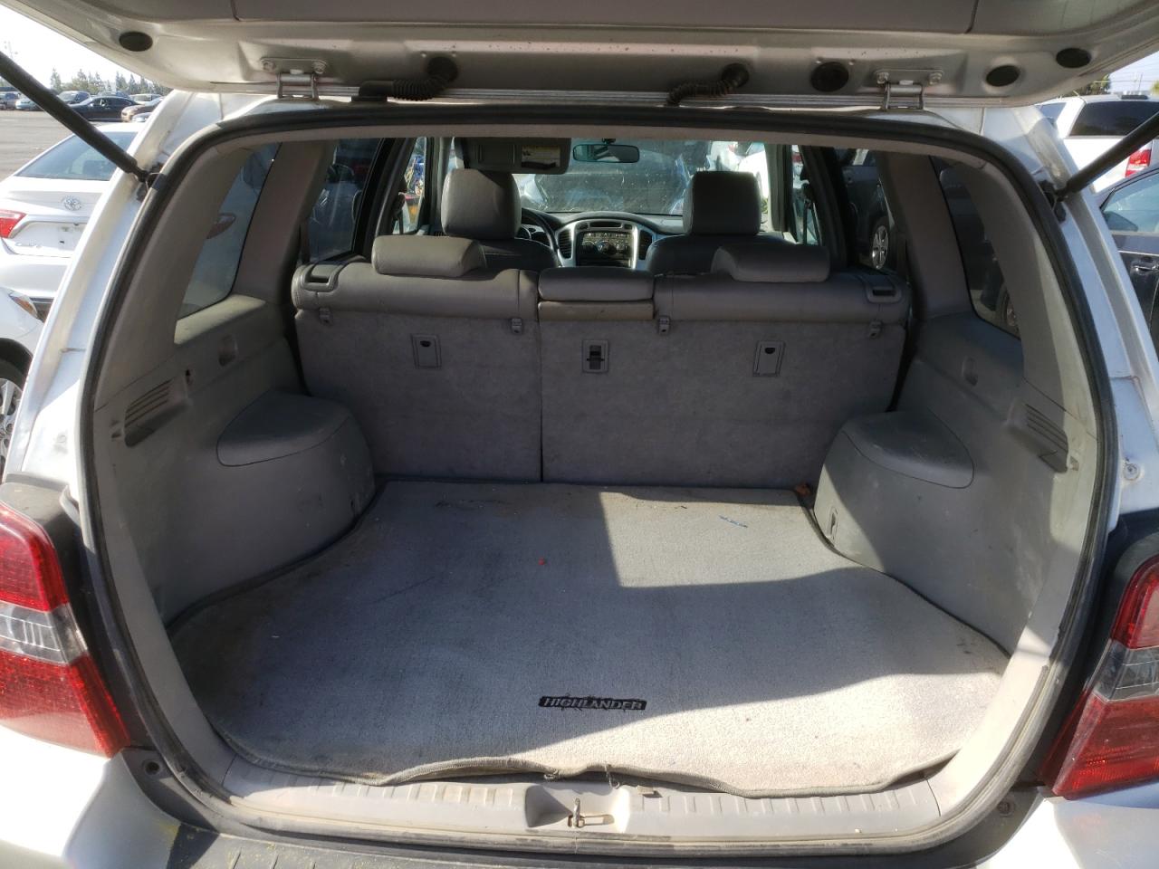 Photo 9 from auction – 2005 TOYOTA HIGHLANDER with VIN JTEGD21A350111523