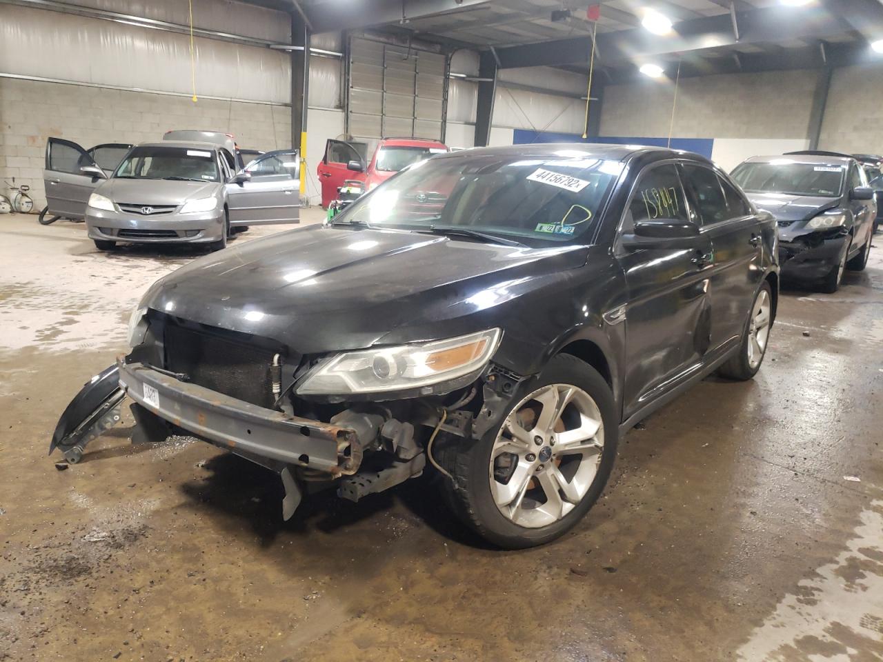 Photo 2 from auction – 2011 FORD TAURUS SHO with VIN 1FAHP2KT9BG148309