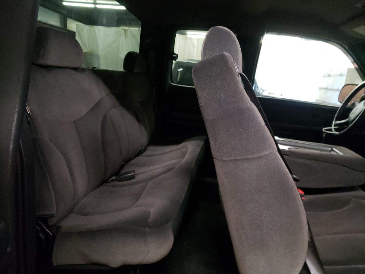 Photo 6 from auction – 2002 GMC SIERRA K25 with VIN 1GTHK29U42Z326185