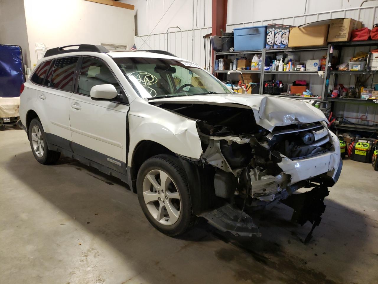 SUBARU OUTBACK 2. 2013 with VIN 4S4BRBKC9D3218083 - Photo from auction