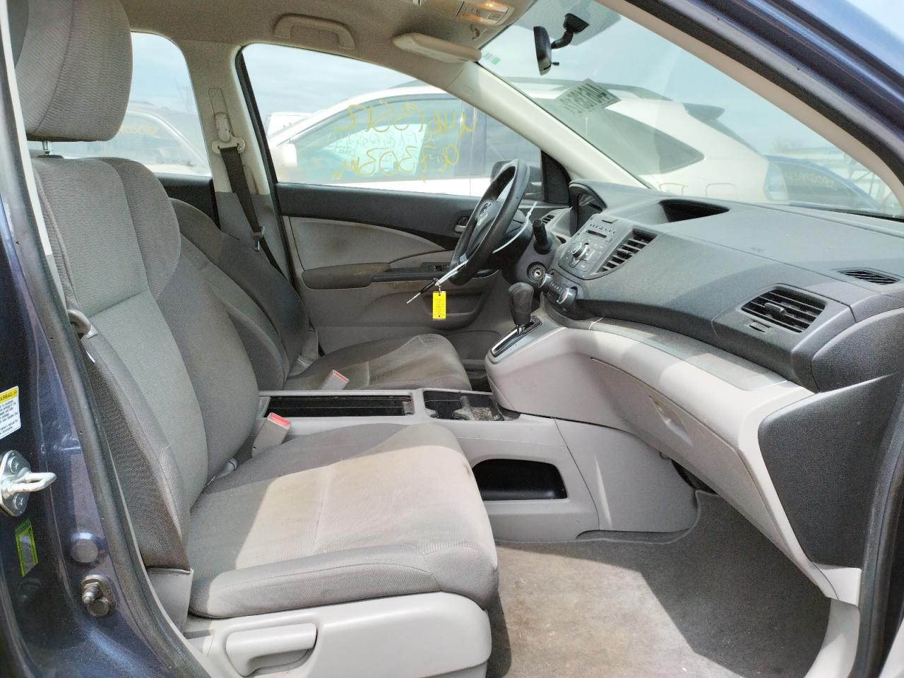 Photo 5 from auction – 2013 HONDA CR-V LX with VIN 5J6RM4H33DL012725