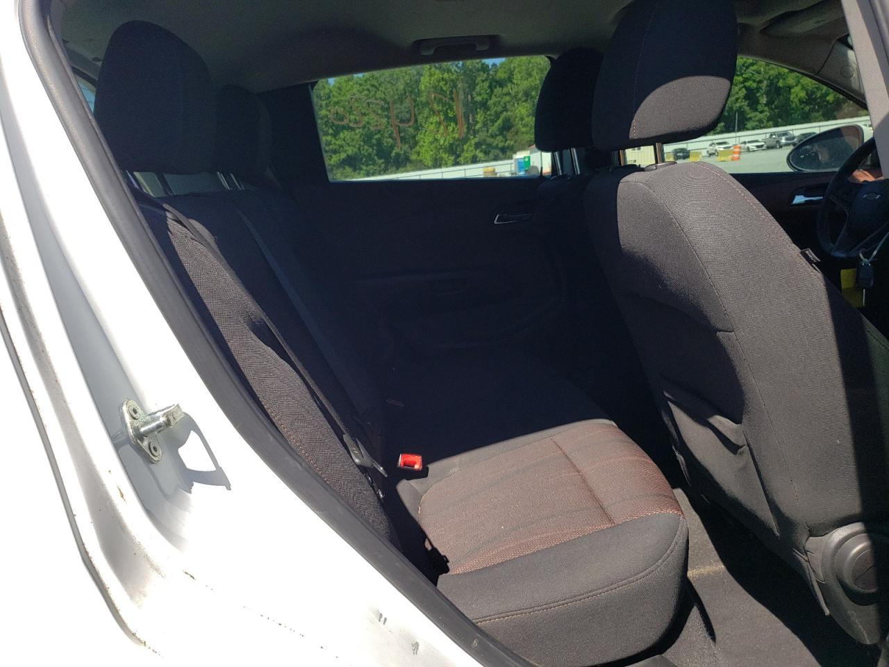 Photo 6 from auction – 2014 CHEVROLET SONIC LT with VIN 1G1JD6SB2E4152381