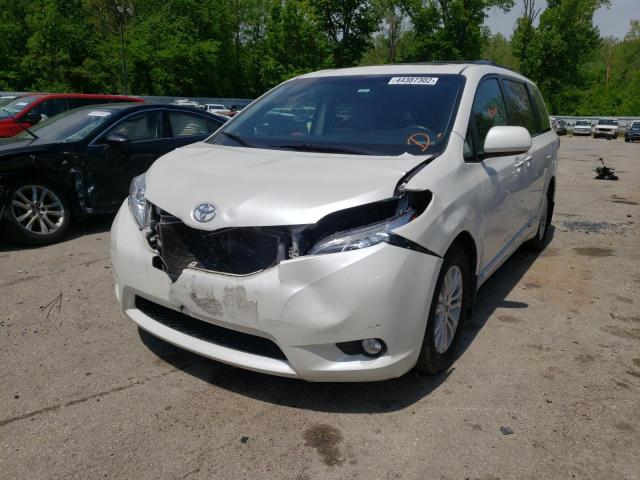 Photo 2 from auction – 2017 TOYOTA SIENNA XLE with VIN 5TDYZ3DC4HS772783