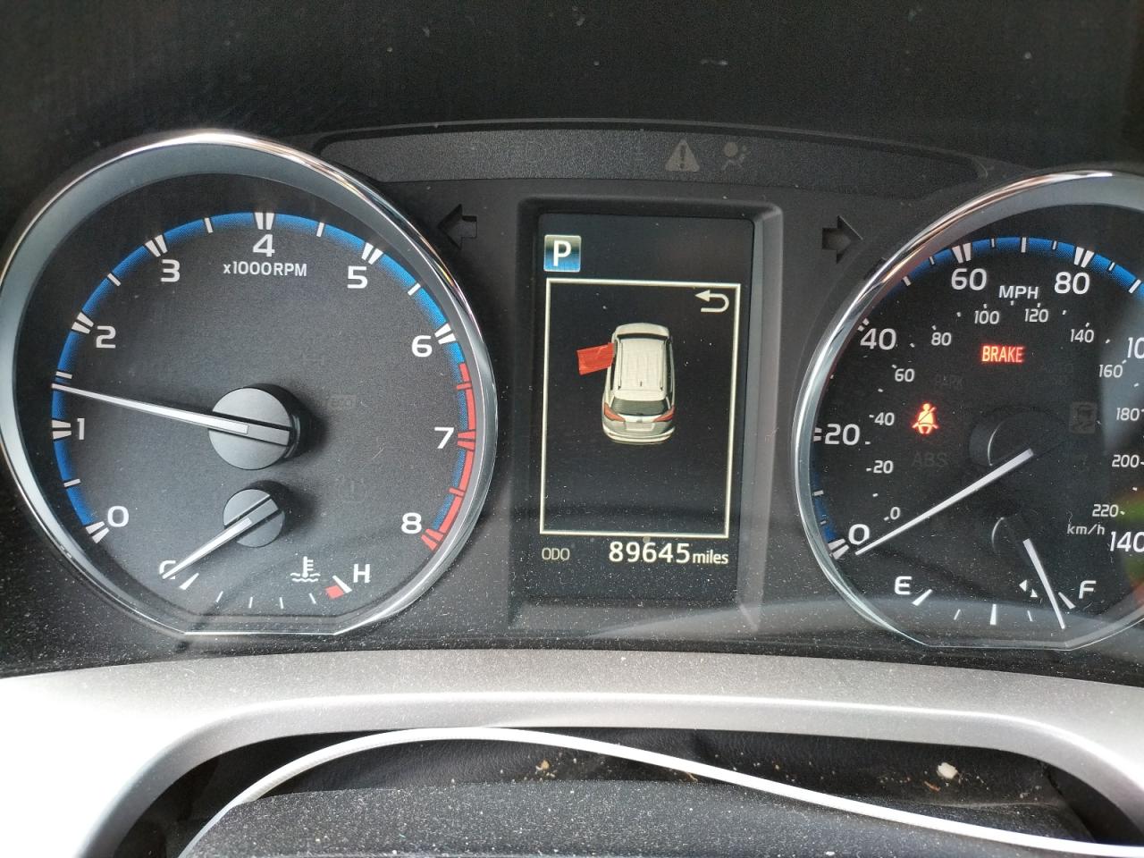 Photo 8 from auction – 2016 TOYOTA RAV4 XLE with VIN JTMRFREV4GJ082608
