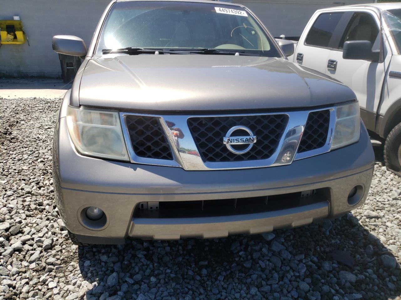 Photo 9 from auction – 2006 NISSAN PATHFINDER with VIN 5N1AR18U96C670642