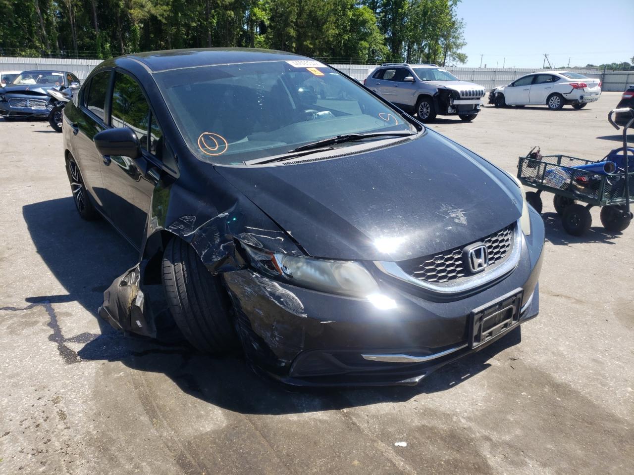 HONDA CIVIC LX 2015 with VIN 19XFB2F56FE037766 - Photo from auction