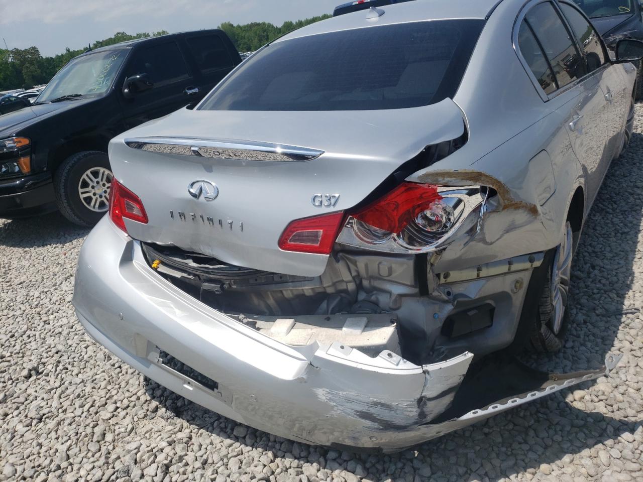 Photo 9 from auction – 2011 INFINITI G37 BASE with VIN JN1CV6AP8BM509104