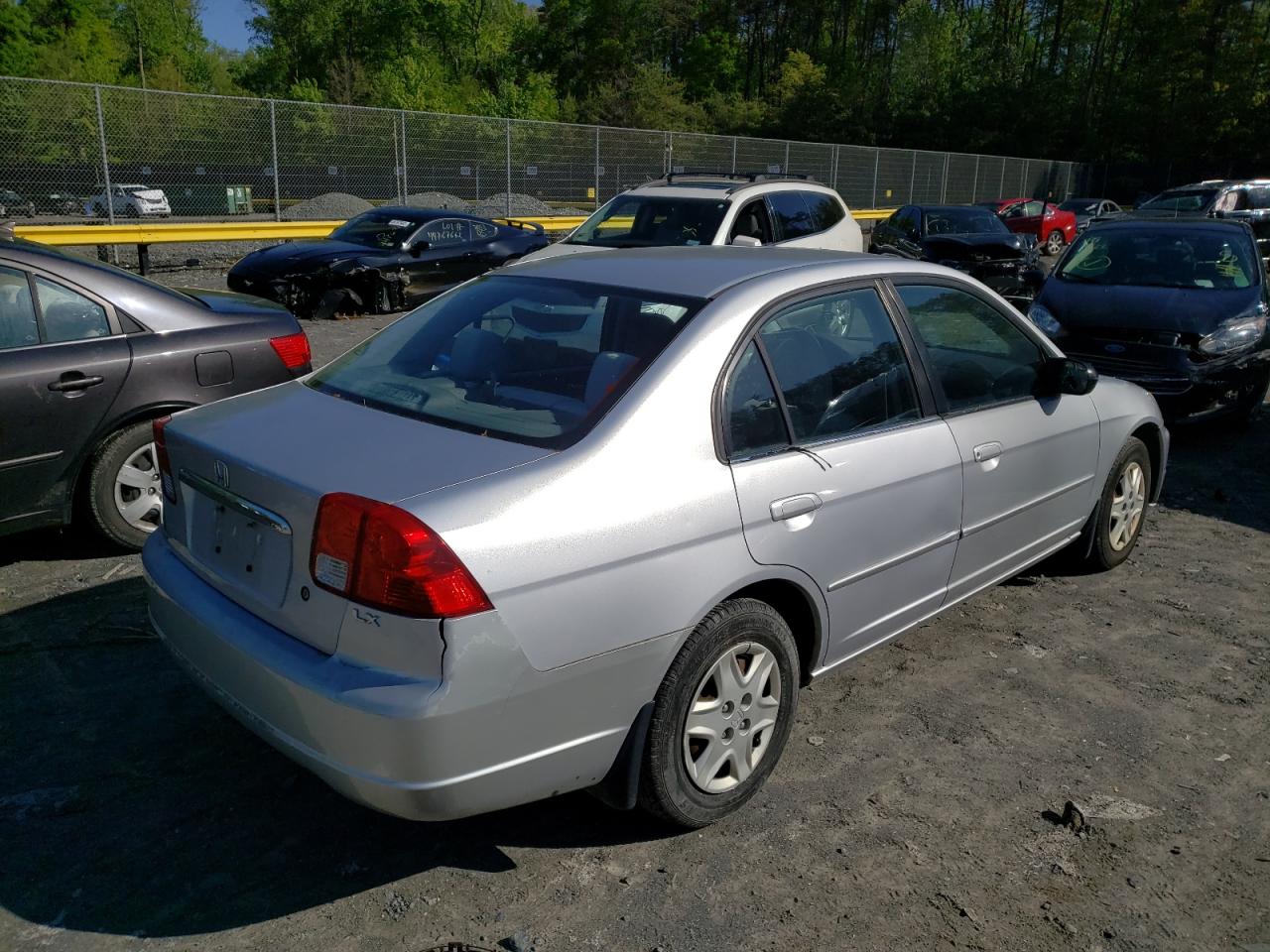 Photo 4 from auction – 2003 HONDA CIVIC LX with VIN 1HGES16593L006411