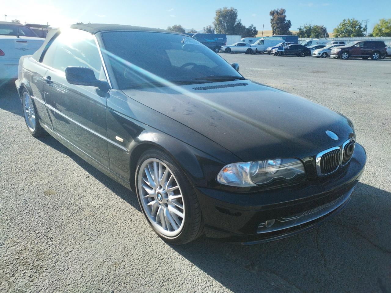 BMW 330 CI 2003 with VIN WBABS53483JU98782 - Photo from auction