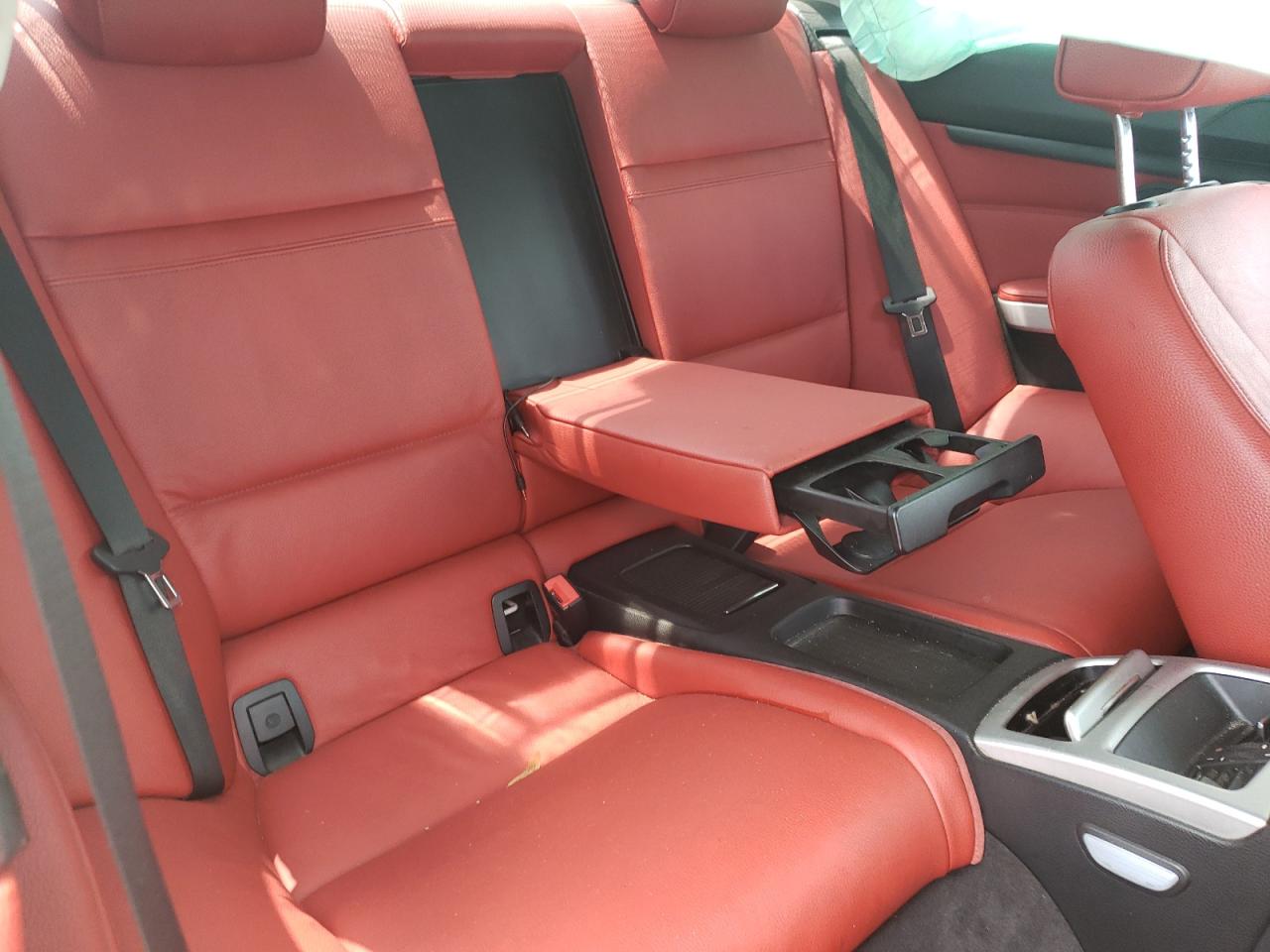 Photo 6 from auction – 2011 BMW 328 I with VIN WBAKE3C59BE557401