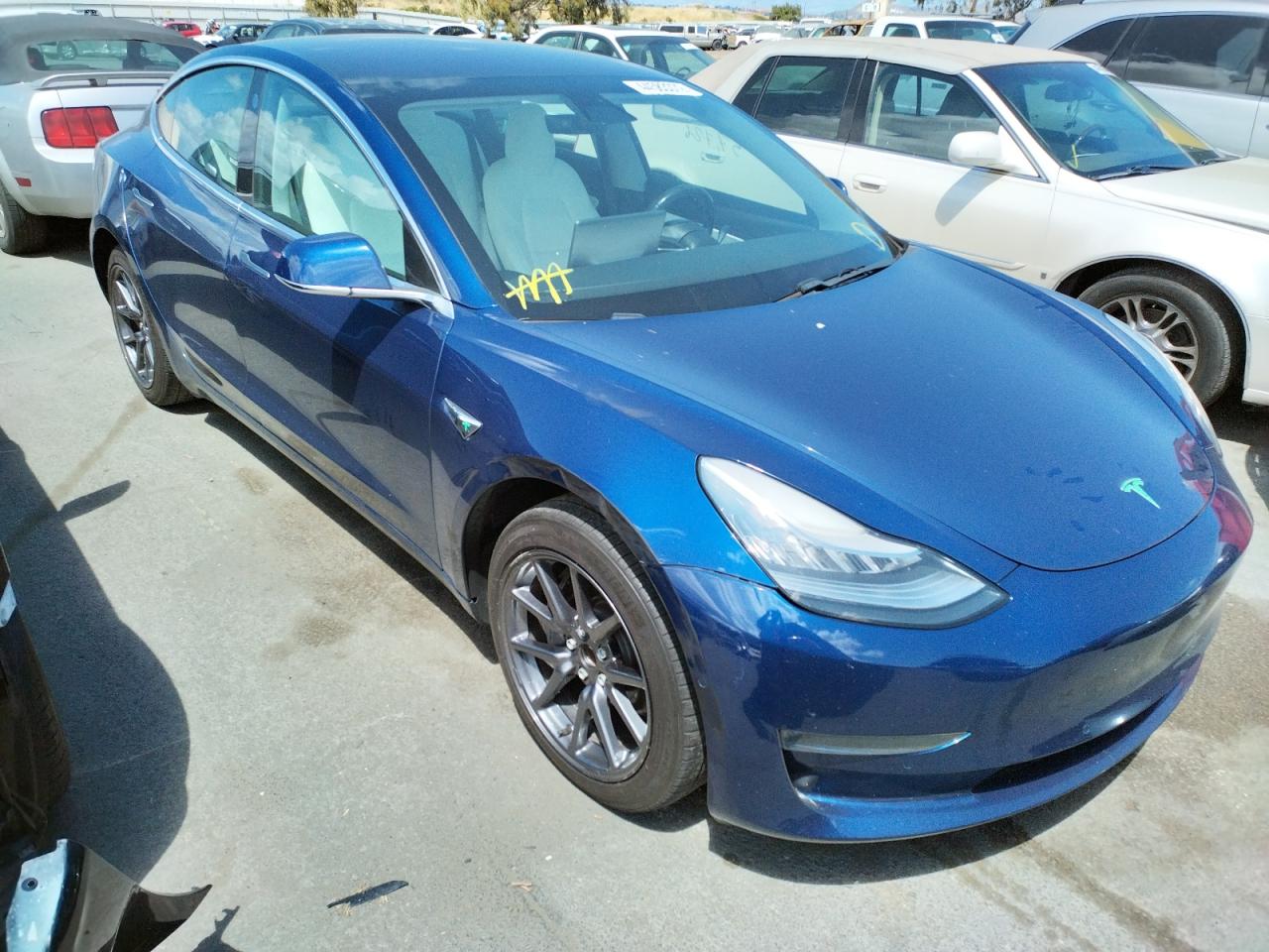 TESLA MODEL 3 2018 with VIN 5YJ3E1EA2JF168330 - Photo from auction