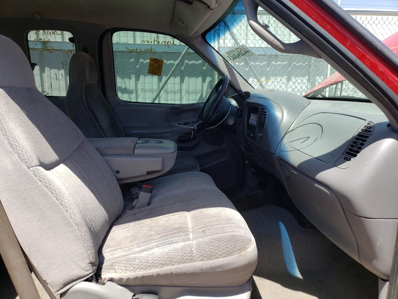 Photo 5 from auction – 1998 FORD F150 with VIN 1FTZX1763WNB07509