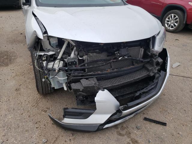 Photo 9 from auction – 2017 NISSAN ROGUE S with VIN KNMAT2MT5HP576360