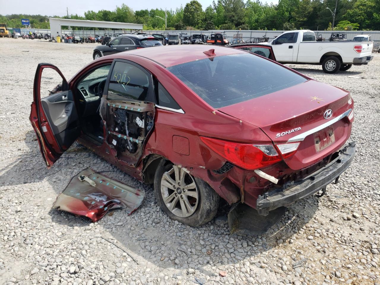 Photo 3 from auction – 2014 HYUNDAI SONATA GLS with VIN 5NPEB4AC6EH858843