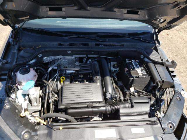Photo 7 from auction – 2018 VOLKSWAGEN JETTA S with VIN 3VW2B7AJ7JM257042