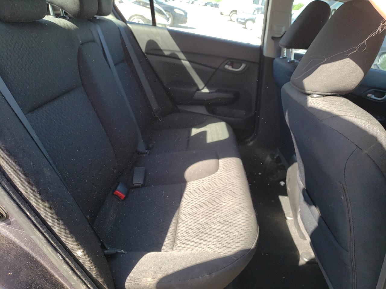 Photo 6 from auction – 2015 HONDA CIVIC LX with VIN 19XFB2F59FE046090
