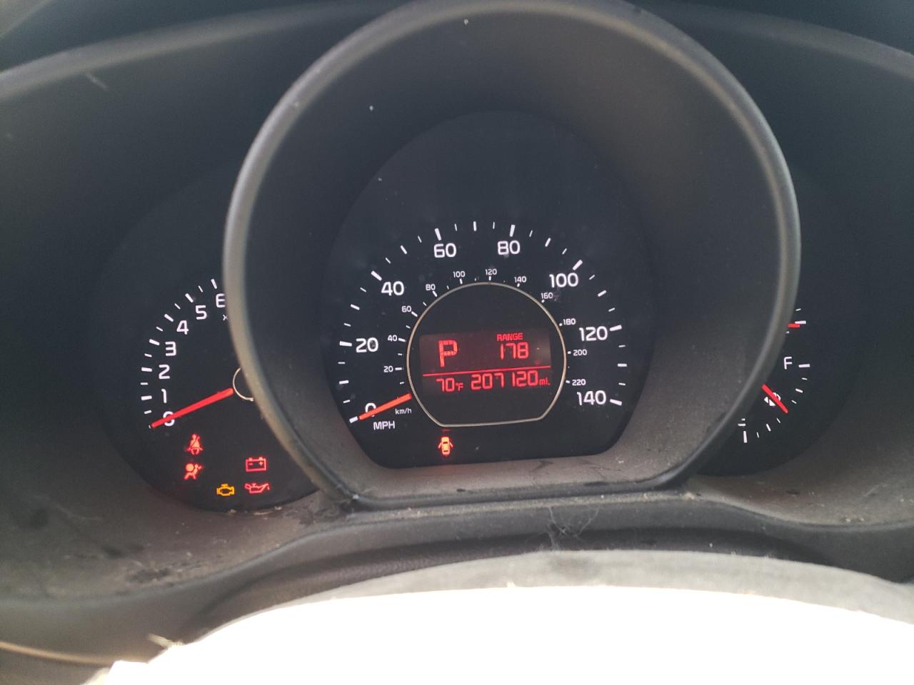Photo 8 from auction – 2015 KIA SOUL with VIN KNDJN2A29F7808459