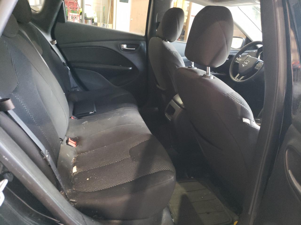 Photo 6 from auction – 2015 DODGE DART SE with VIN 1C3CDFAA3FD363393