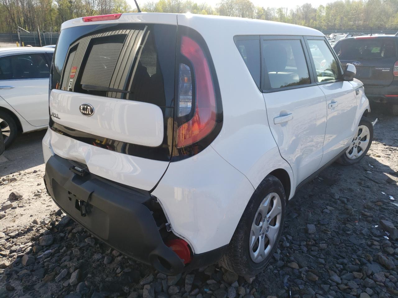 Photo 4 from auction – 2014 KIA SOUL with VIN KNDJN2A28E7093527