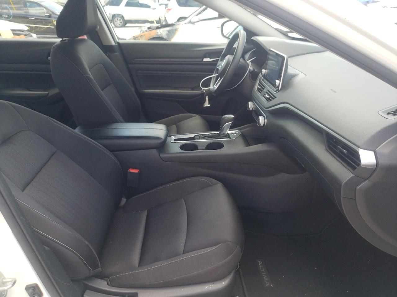 Photo 5 from auction – 2020 NISSAN ALTIMA S with VIN 1N4BL4BV1LC243213