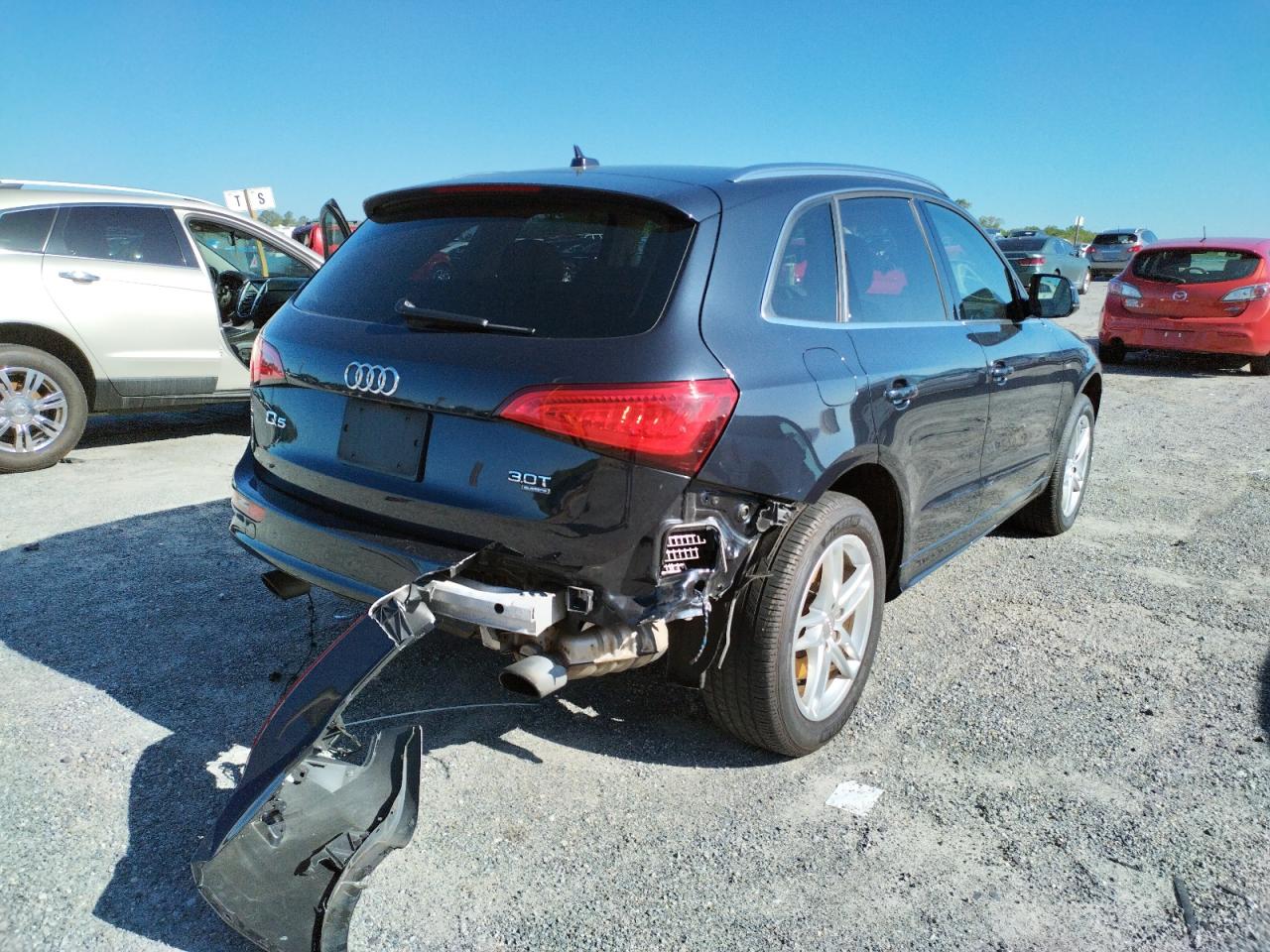 Photo 4 from auction – 2014 AUDI Q5 PREMIUM with VIN WA1DGAFP9EA046851
