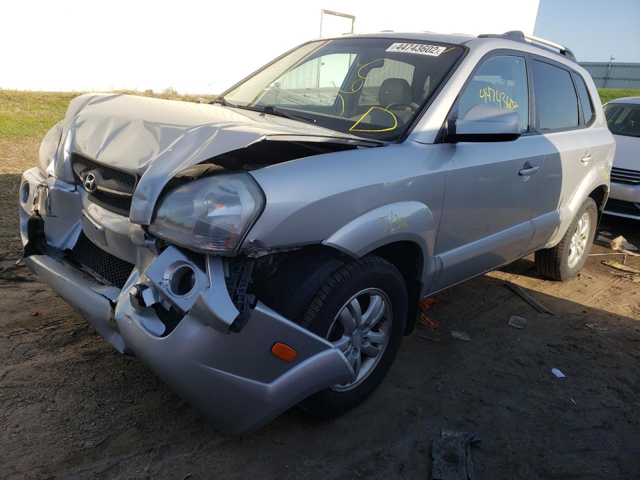 Photo 2 from auction – 2007 HYUNDAI TUCSON SE with VIN KM8JN12D87U617110