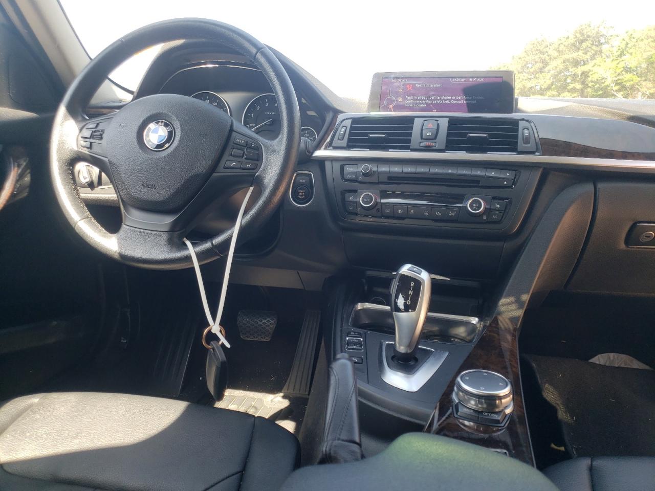 Photo 20 from auction – 2015 BMW 320 I with VIN WBA3B1G51FNT05336