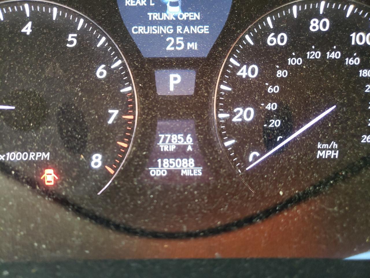 Photo 8 from auction – 2011 LEXUS LS 460 with VIN JTHCL5EF8B5010133