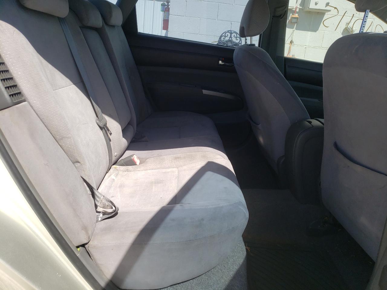 Photo 6 from auction – 2005 TOYOTA PRIUS with VIN JTDKB20U653055785