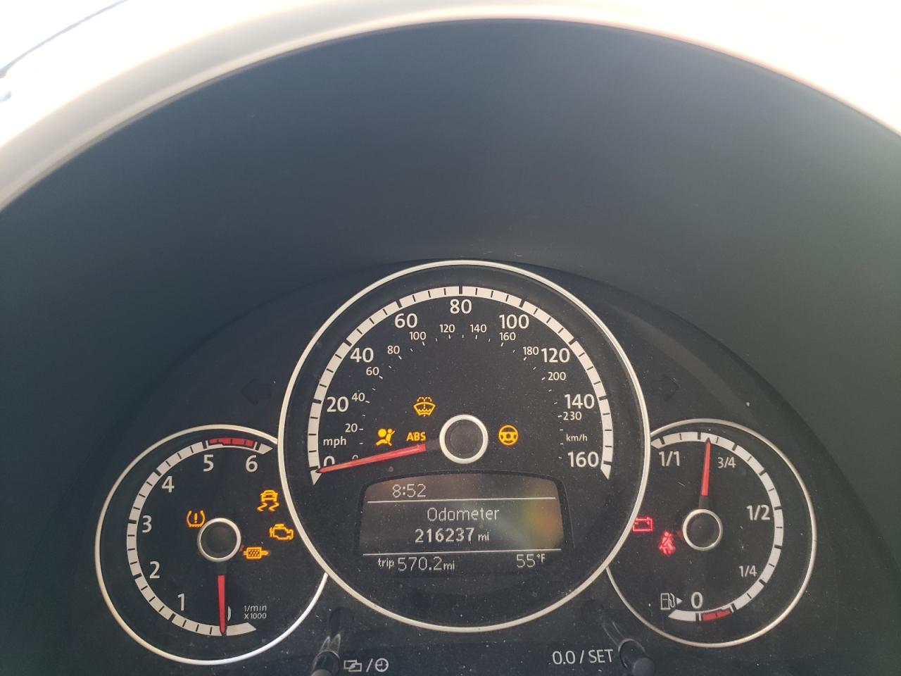 Photo 8 from auction – 2013 VOLKSWAGEN BEETLE with VIN 3VWRL7AT3DM614640