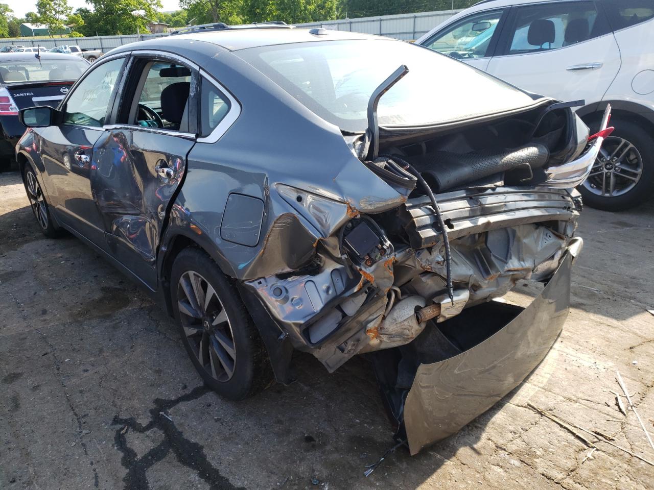 Photo 3 from auction – 2016 NISSAN ALTIMA 2.5 with VIN 1N4AL3AP9GC174768