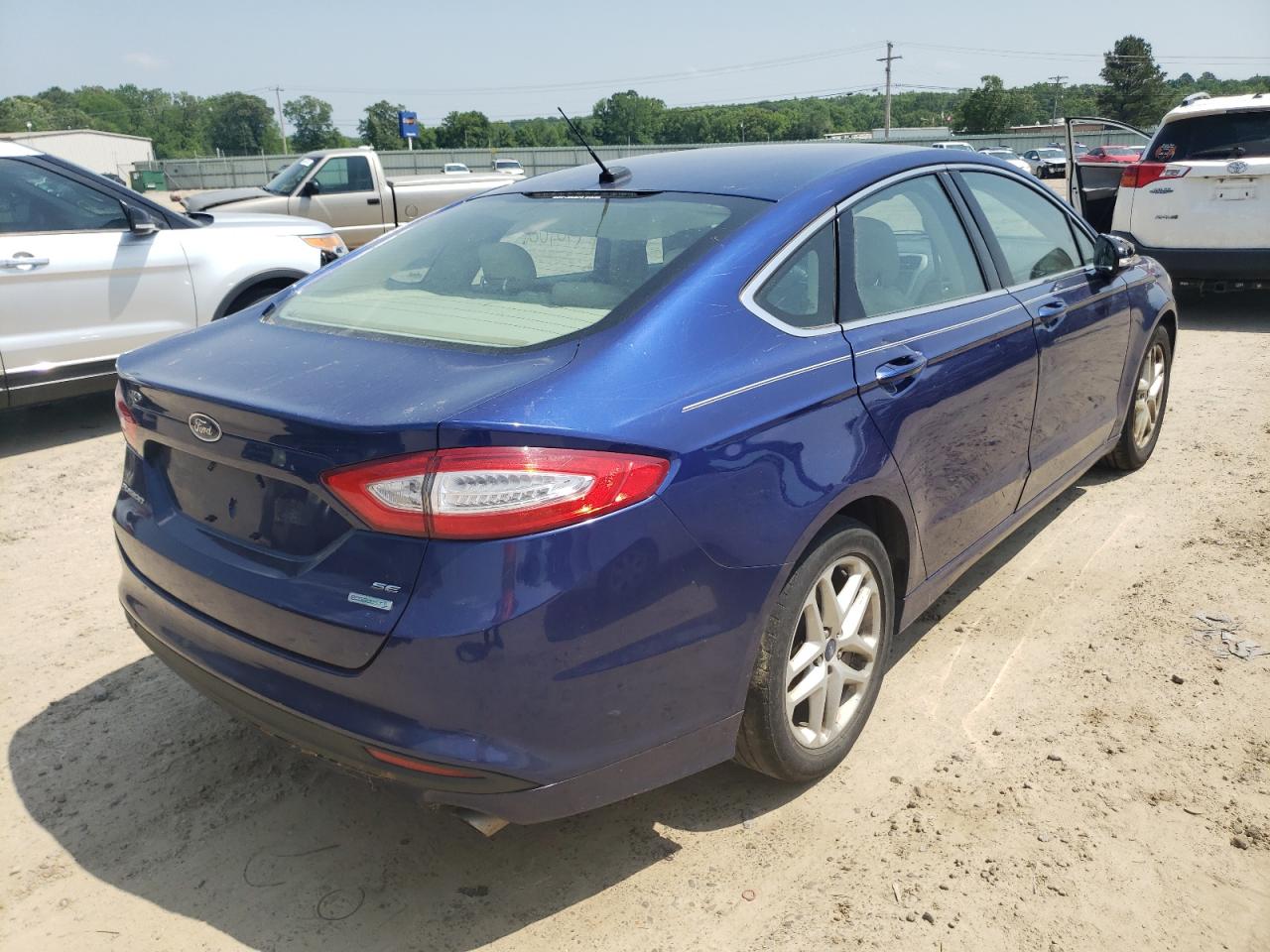 Photo 4 from auction – 2014 FORD FUSION SE with VIN 3FA6P0HD3ER221005