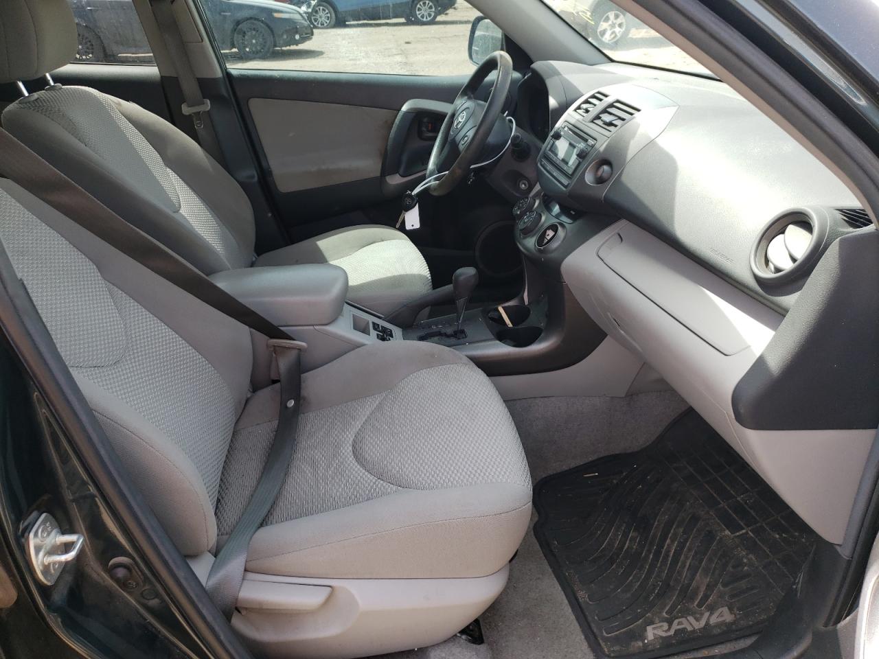 Photo 5 from auction – 2012 TOYOTA RAV4 with VIN 2T3BF4DV8CW235783