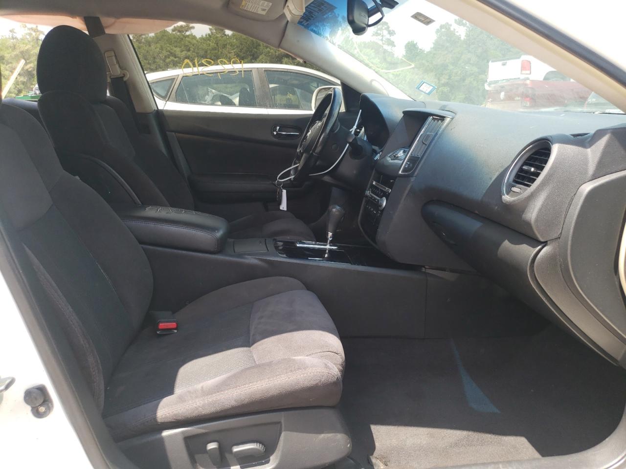 Photo 5 from auction – 2011 NISSAN MAXIMA S with VIN 1N4AA5AP5BC820852