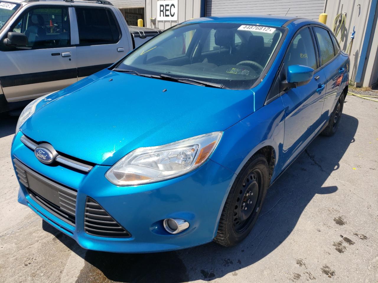 Photo 2 from auction – 2012 FORD FOCUS SE with VIN 1FAHP3F20CL160266